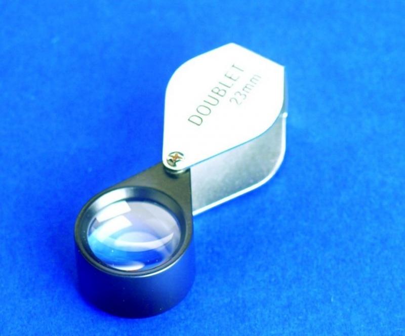 Einschlaglupen m. Beleuchtung