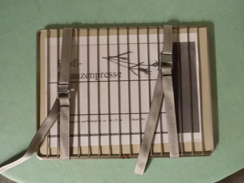 Pflanzenpresse Metall